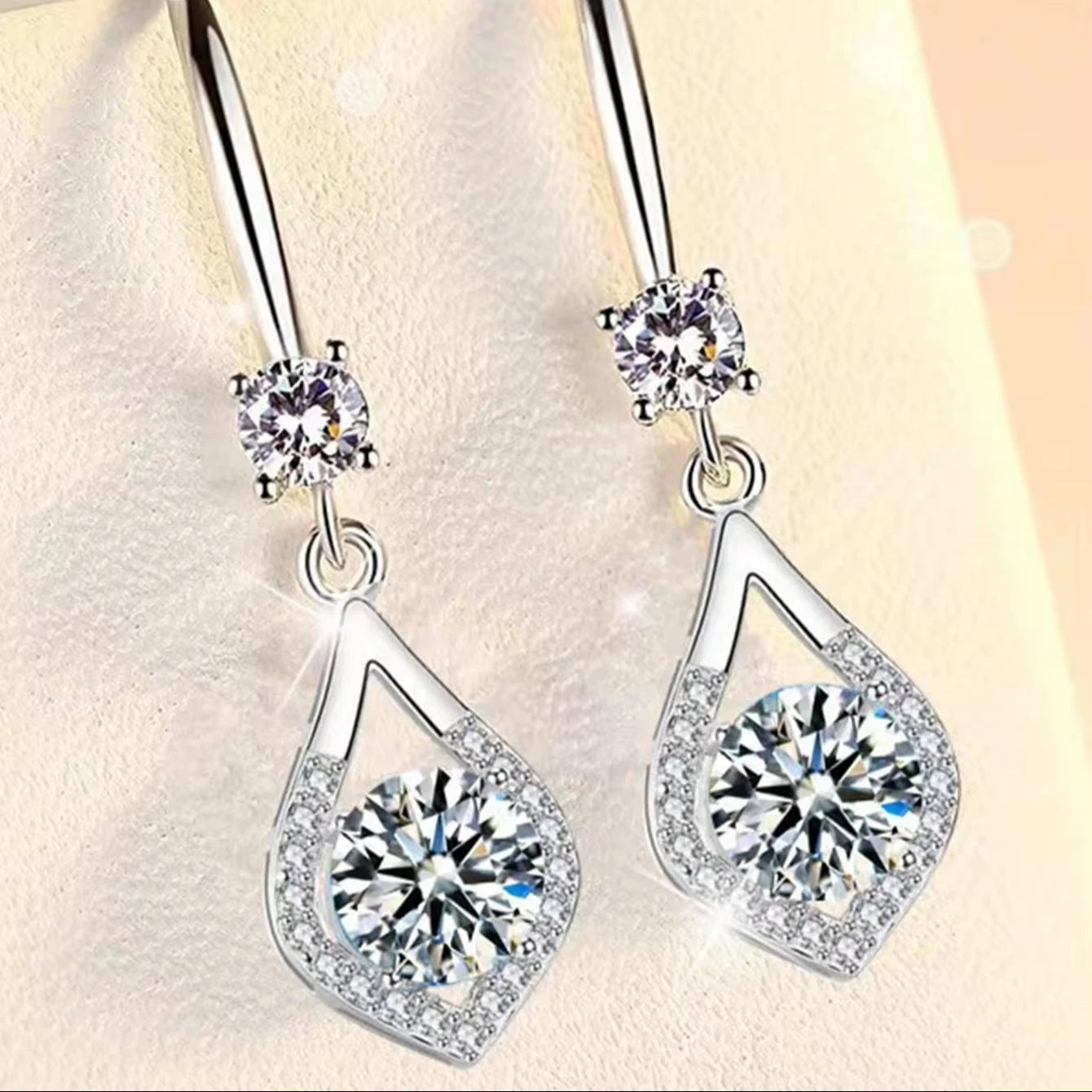 Women's 1 Carat Moissanite Earrings 925 Sterling Silver
