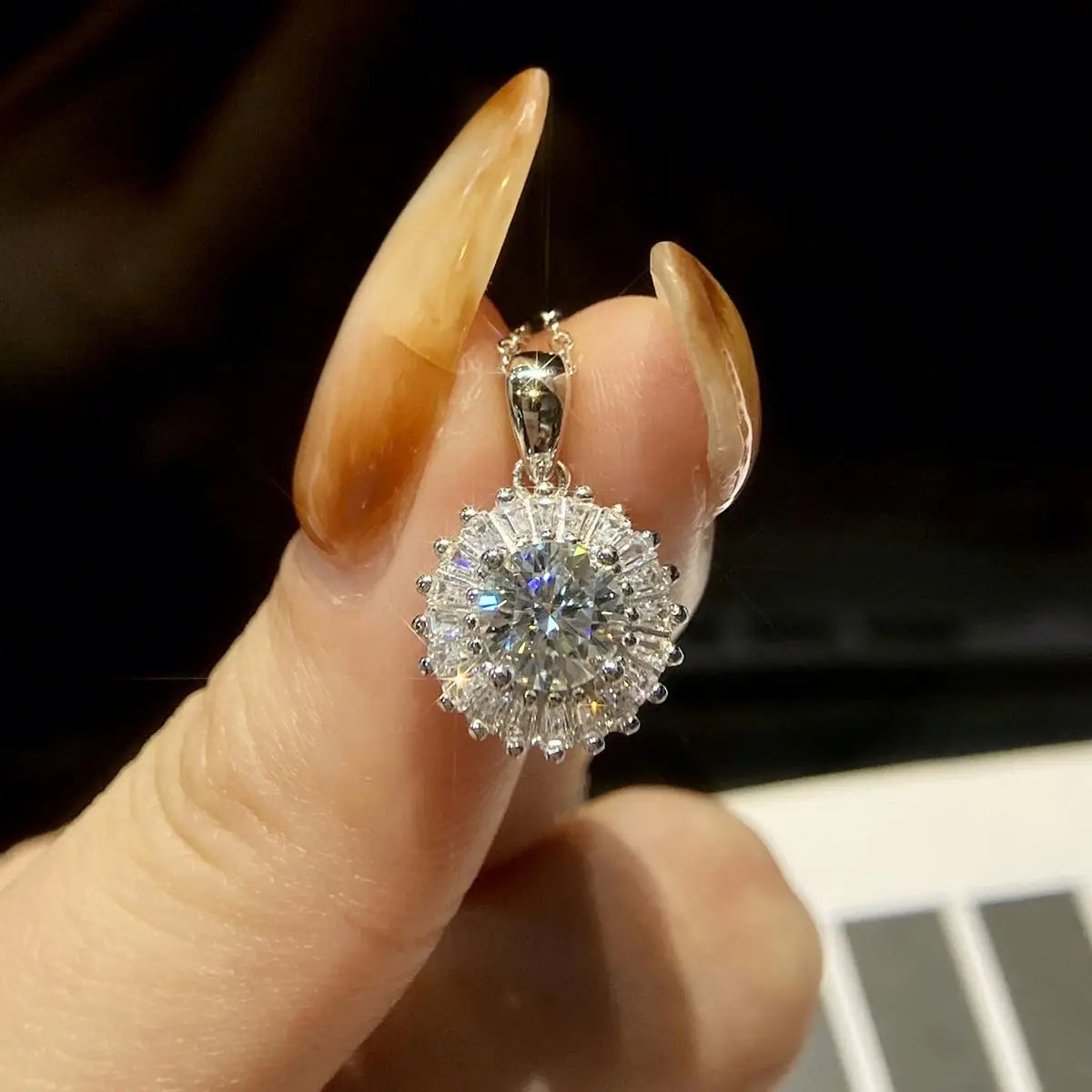 Stylever Luxury Designer 925 Sterling Silver Wedding Necklace for Women 1CT Moissanite Stone Plated Platinum New