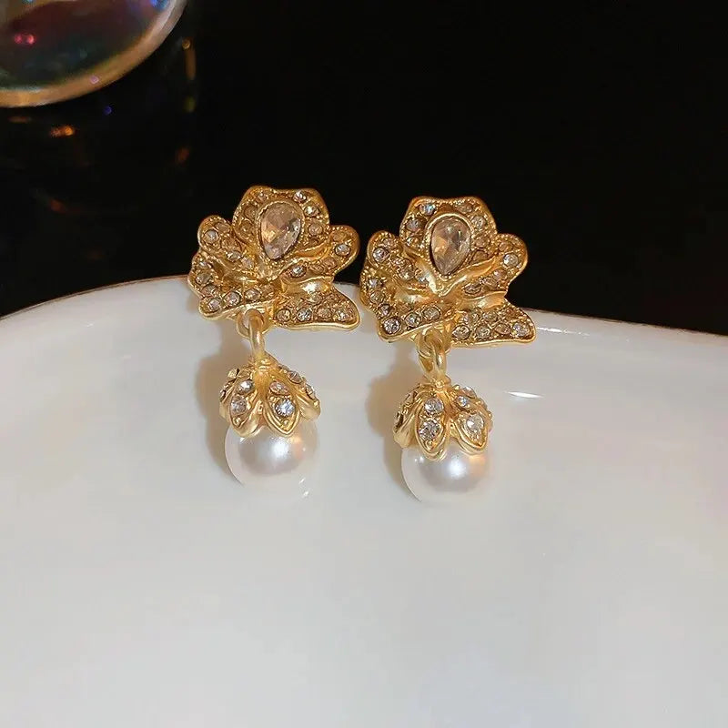 Inlaid Rhinestone Asymmetrical Pearl Earrings for Women Palace Style Retro Fringe Drop Earring Exaggerated Jewelry Wholesale